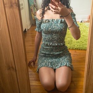 SOLD - NWT Nasty Gal Off-Shoulder Shirred Crop Top